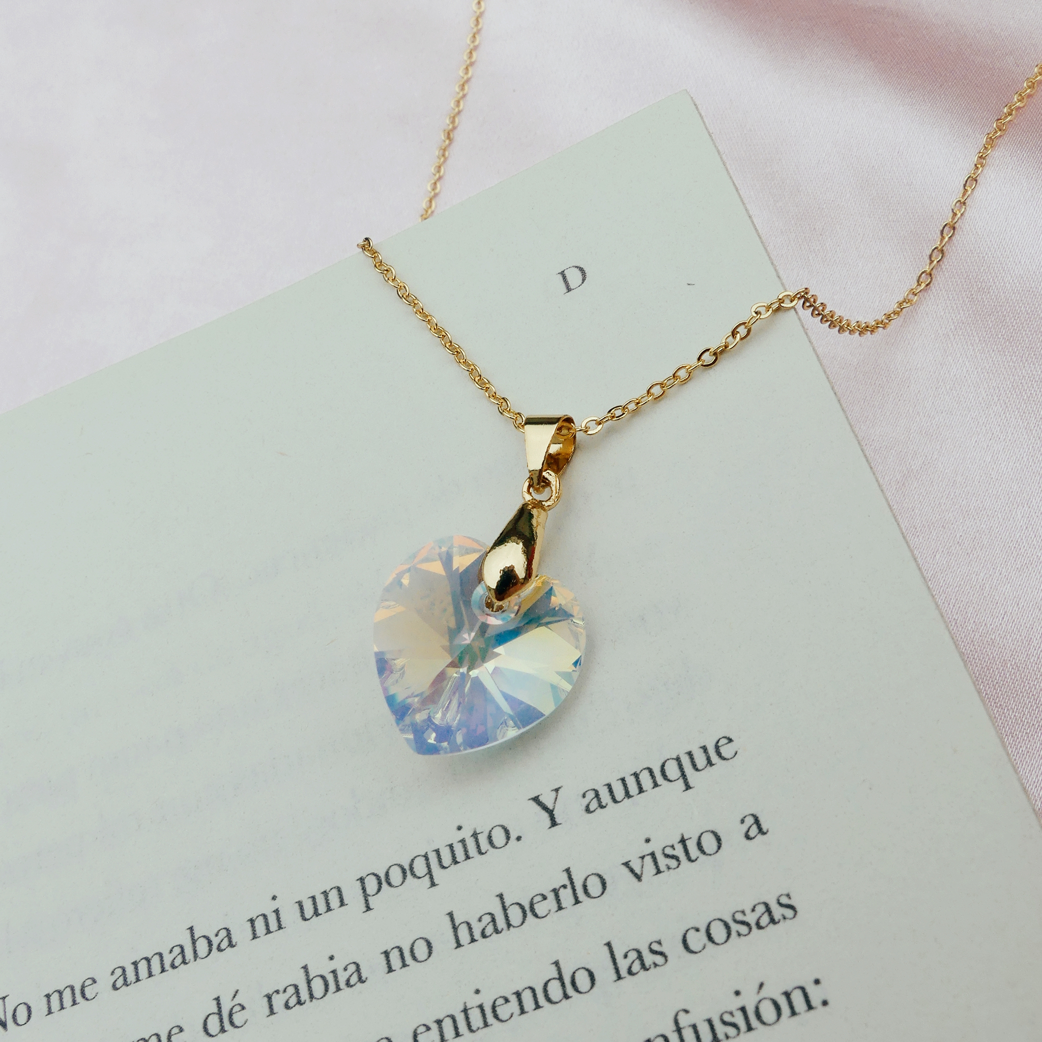 COLLAR DIJE DE CORAZÓN
