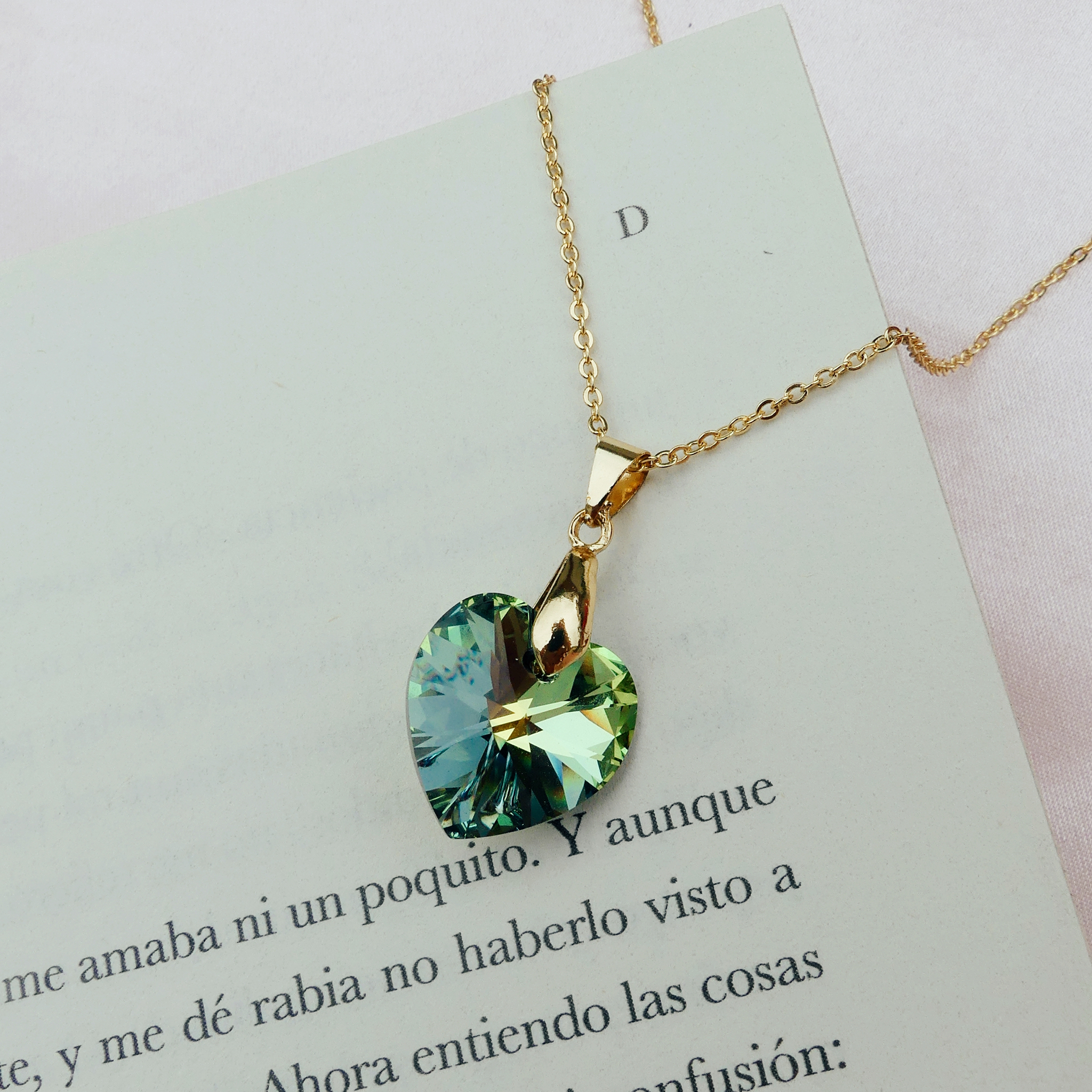 COLLAR DIJE DE CORAZÓN